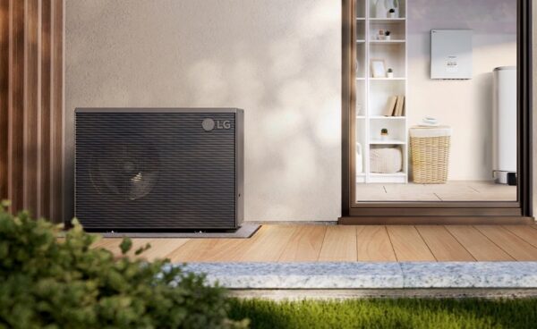 LG R290 Wärmepumpe mit 9,0 kW Heizleistung Type: HM093HF.UB40 (3 Ø) – Bild 4
